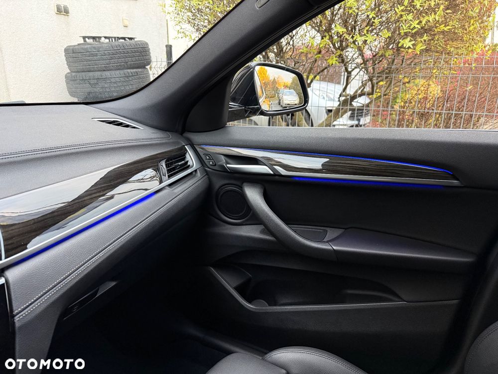 BMW X2 - 11