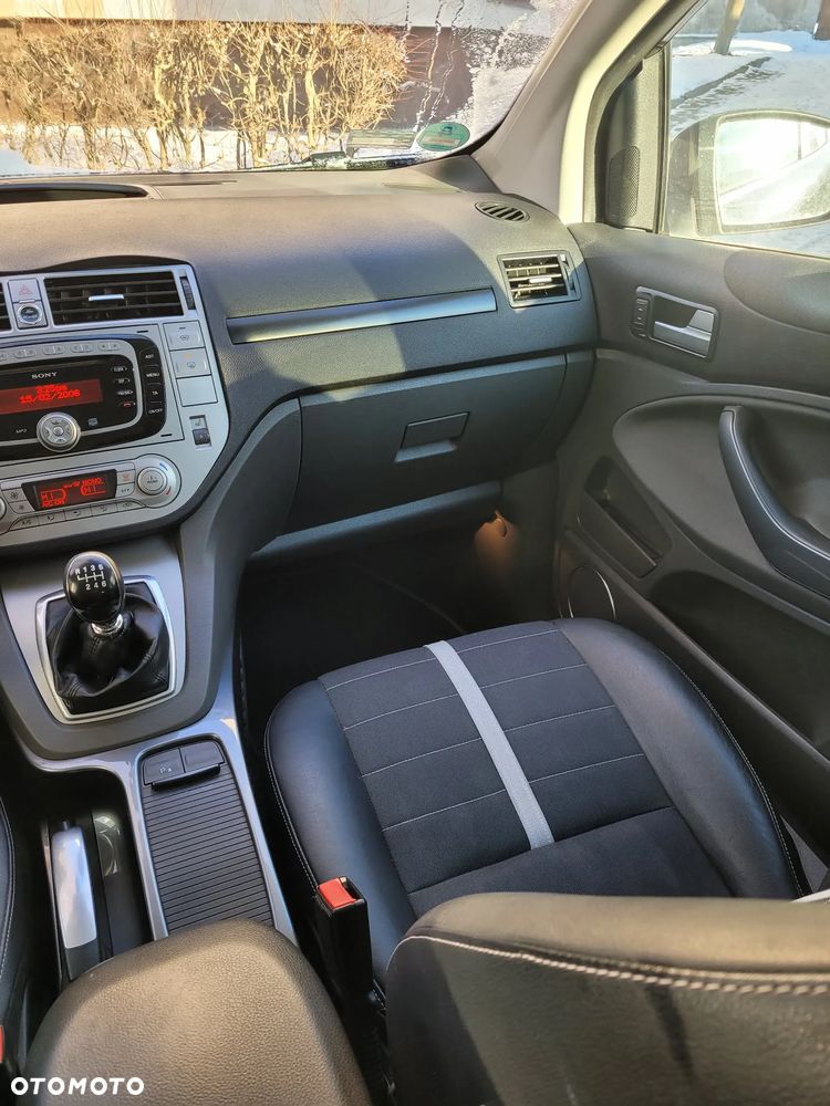 Ford Kuga 2.0 TDCi 2x4 Individual - 7