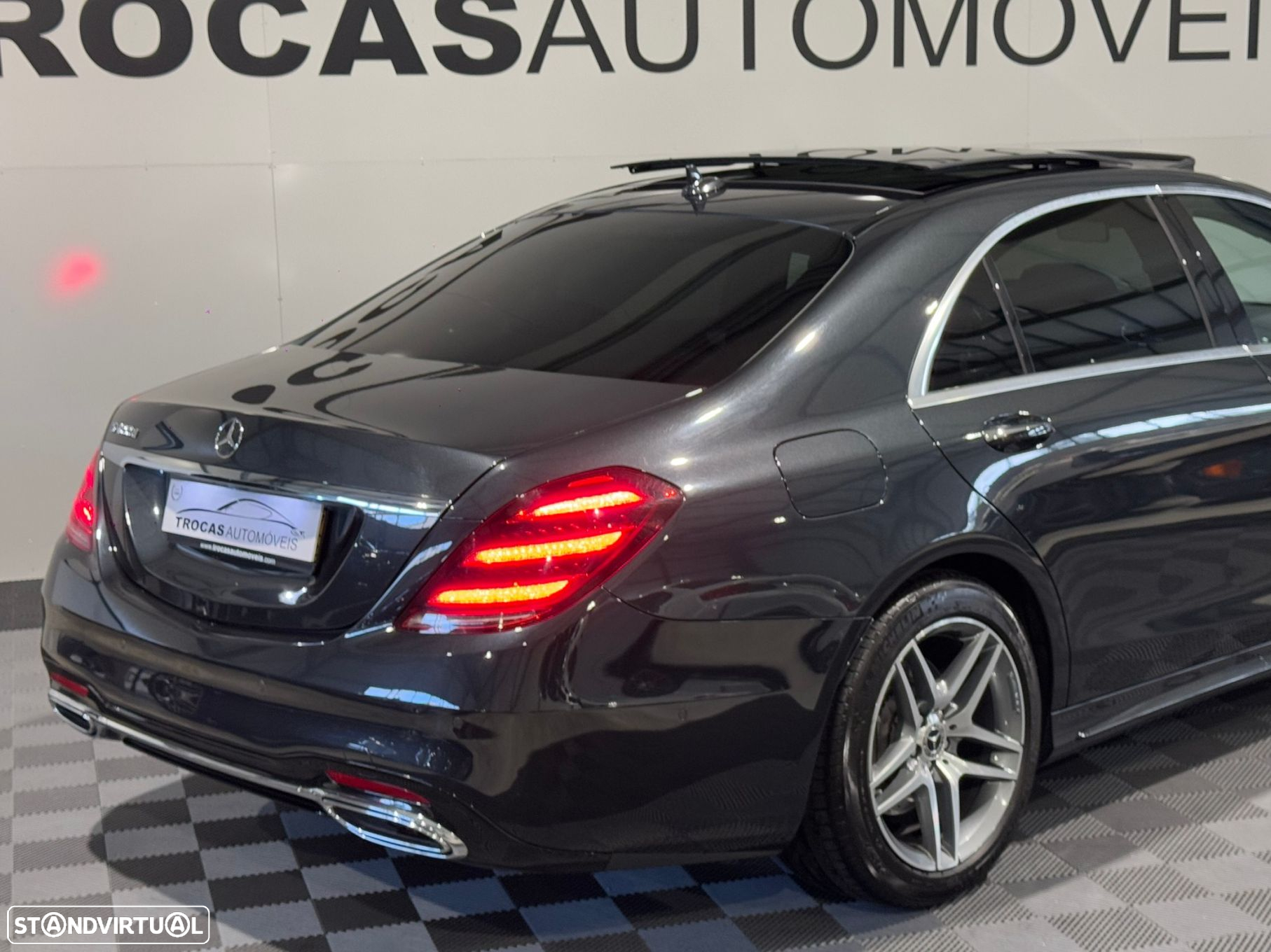 Mercedes-Benz S 400 d Longo - 25