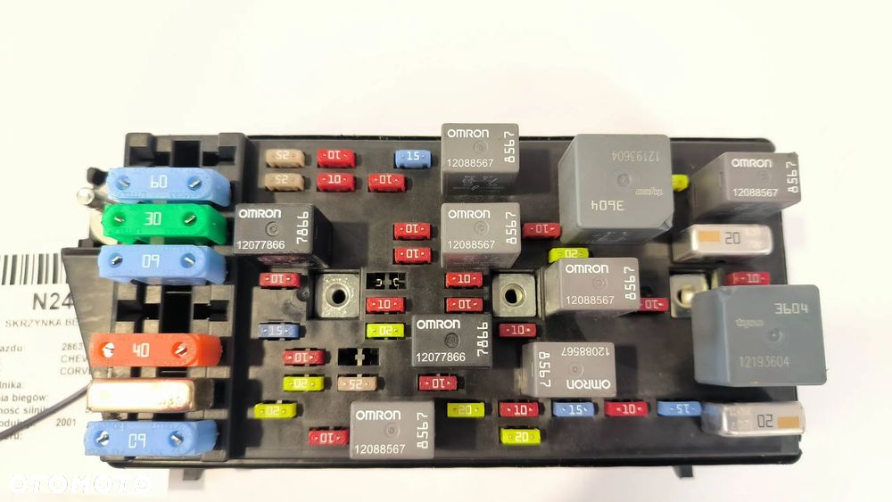 Skrzynka bezpieczników / Komplet 10443148 Chevrolet Corvette C5 Coupe 2003r. Z06 Benzyna 5,7 B - 4