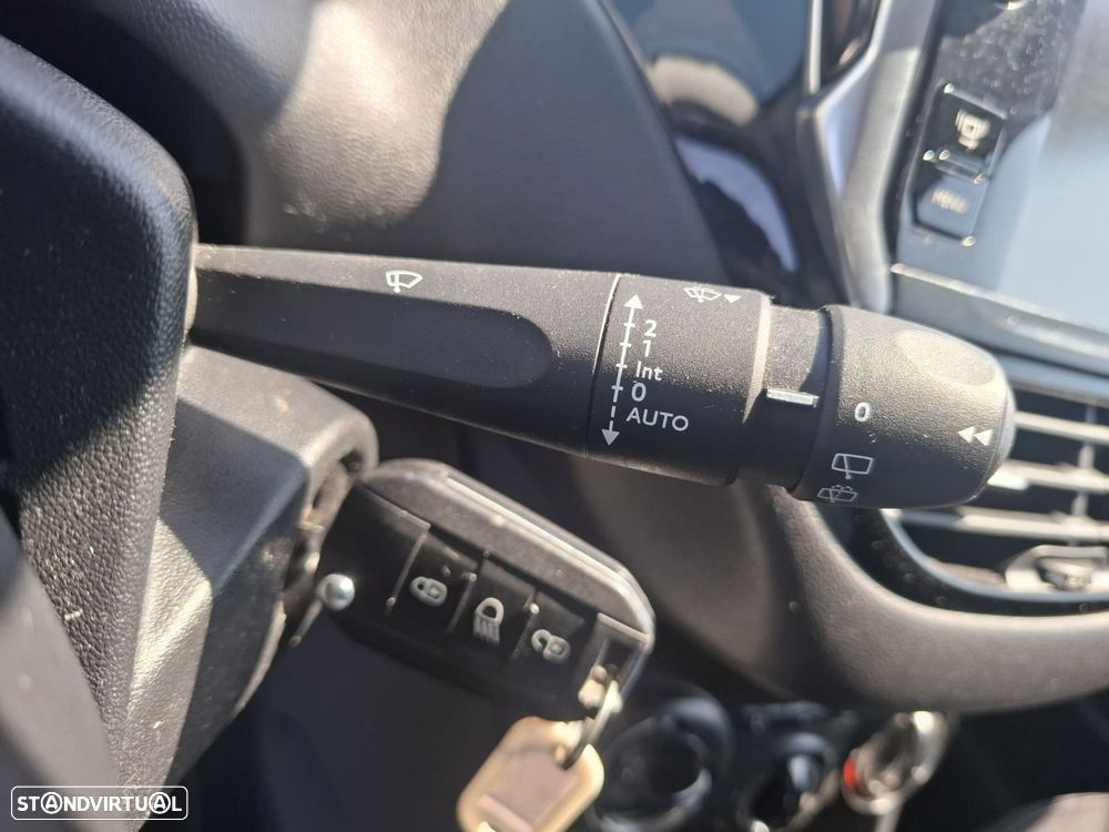 Peugeot 208 1.2 PureTech Active - 33