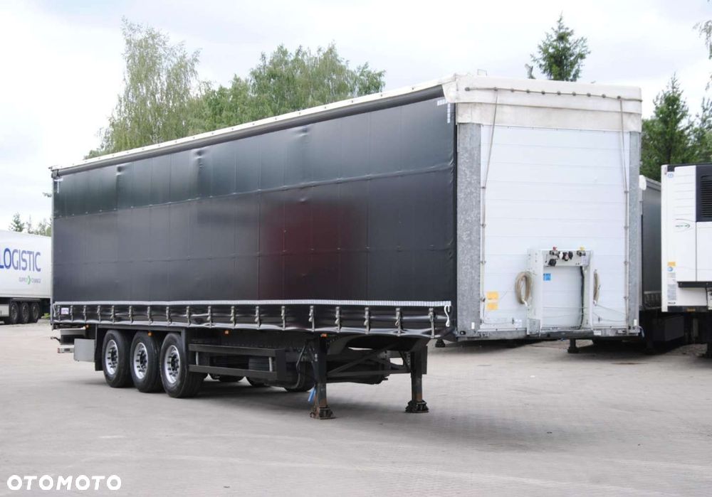 Schmitz Cargobull SCS kurtyna, podnoszona oś - 2