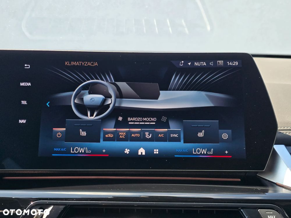 BMW X1 sDrive18i M Sport - 18