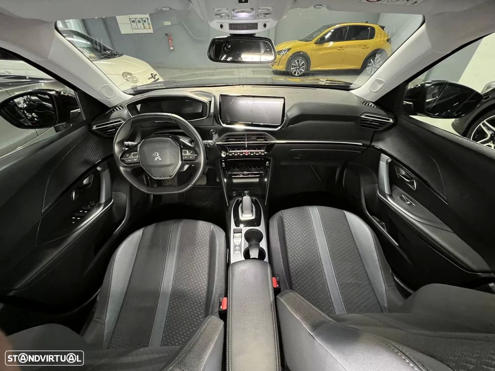 Peugeot e-2008 50 kWh Allure - 5