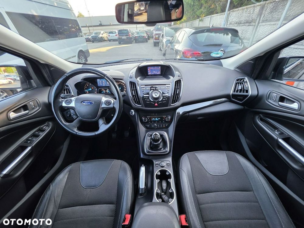 Ford Kuga - 13
