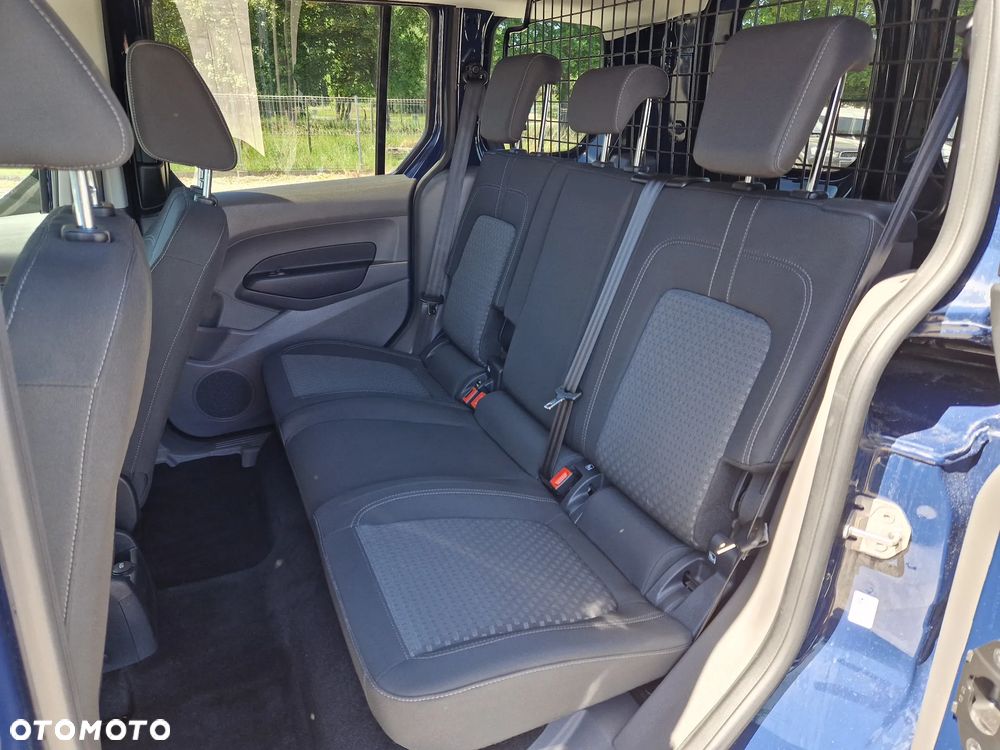Ford Transit Connect - 15