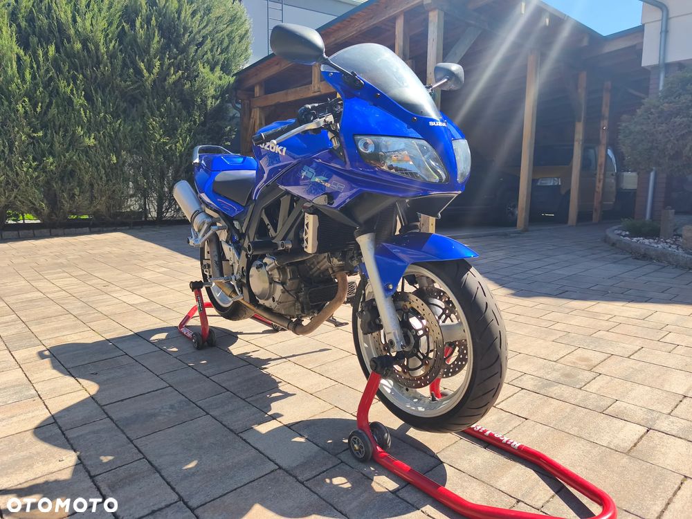 Suzuki SV - 7