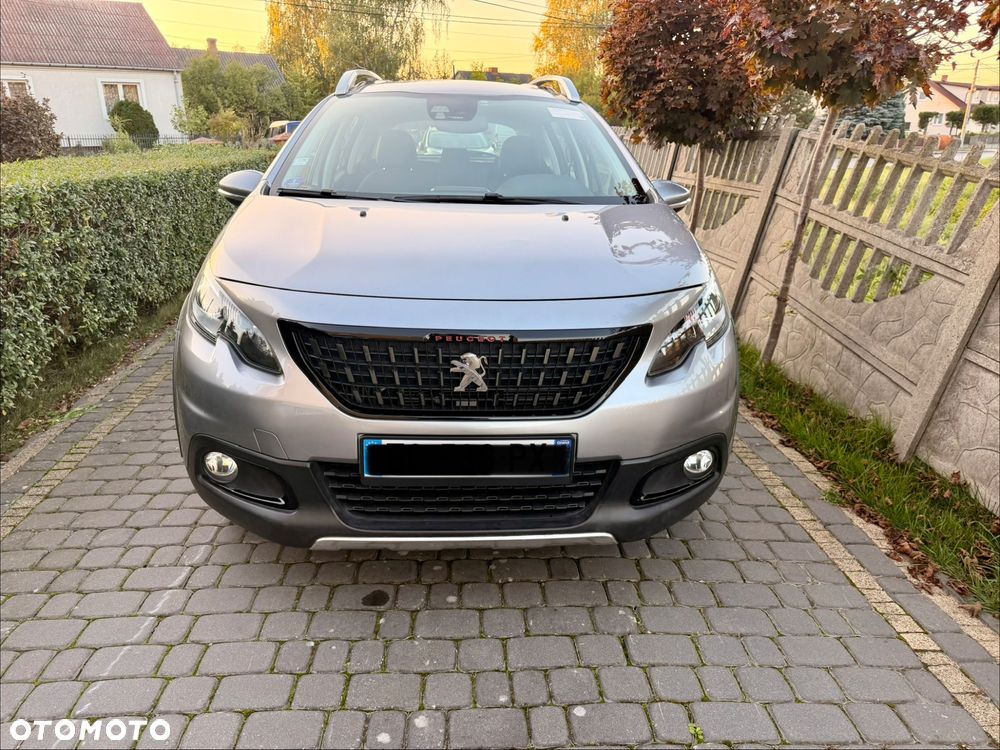 Peugeot 2008 PureTech 110 Stop&Start EAT6 Allure - 3