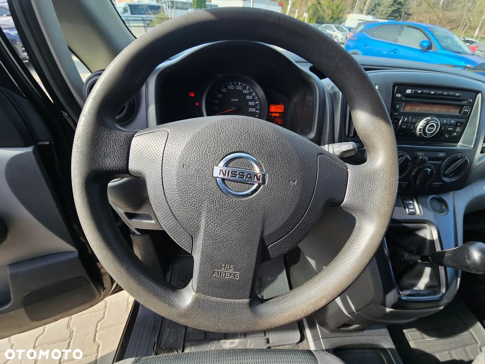Nissan NV200 - 23