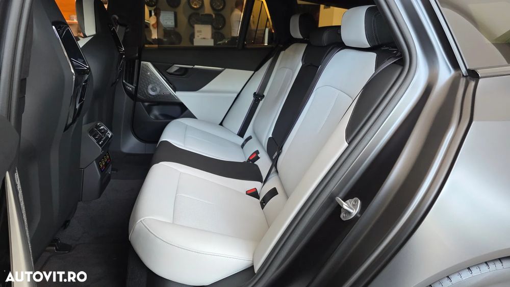 BMW M5 xDrive AT PHEV - 10