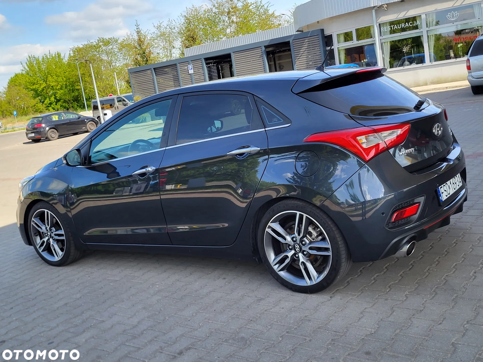 Hyundai i30 1.6 GDI Turbo Luxury - 11