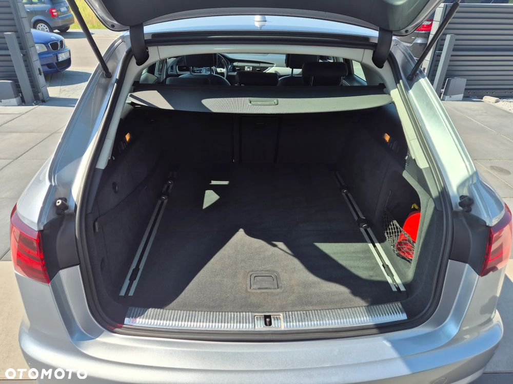 Audi A6 Avant 2.0 TDI Ultra S tronic - 11