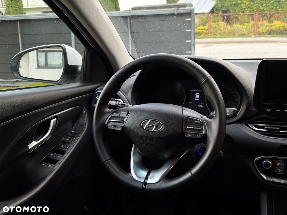 Hyundai i30 Kombi 1.5 T-GDI 48V-Hybrid Prime - 16
