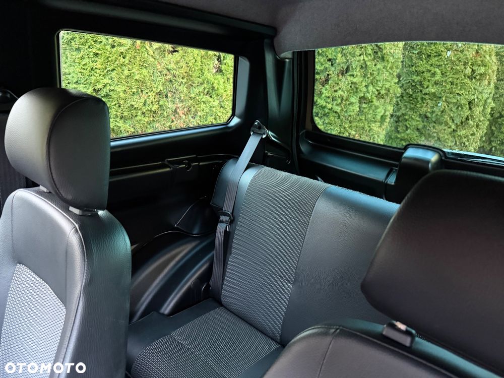 Aixam Crossover - 25