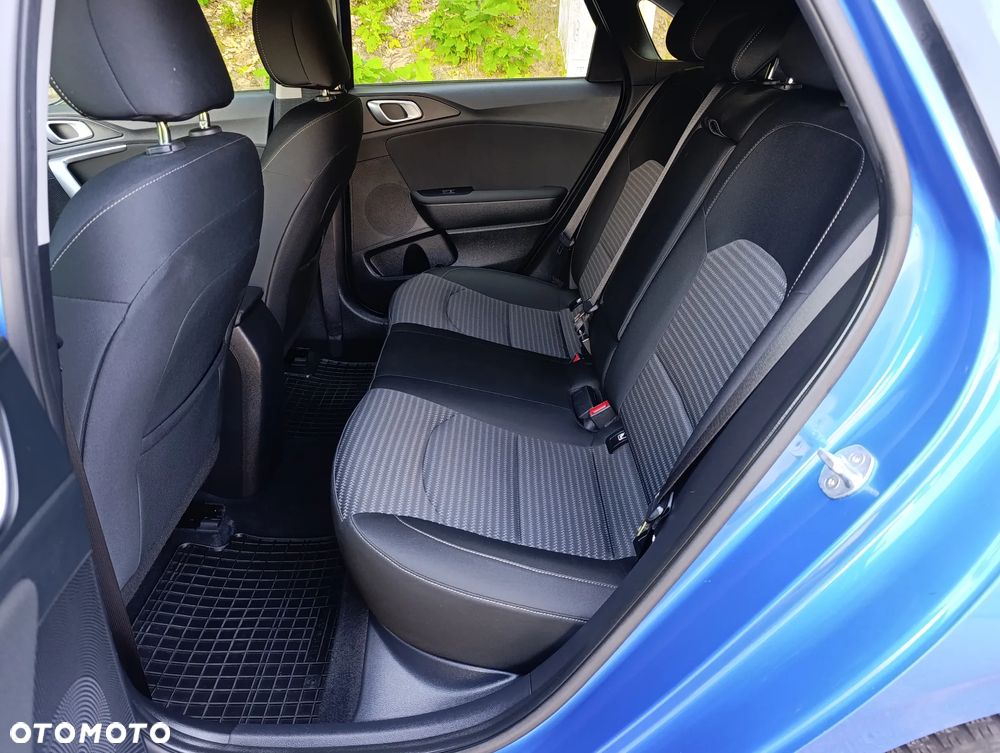Kia Ceed 1.5 T-GDI M - 15