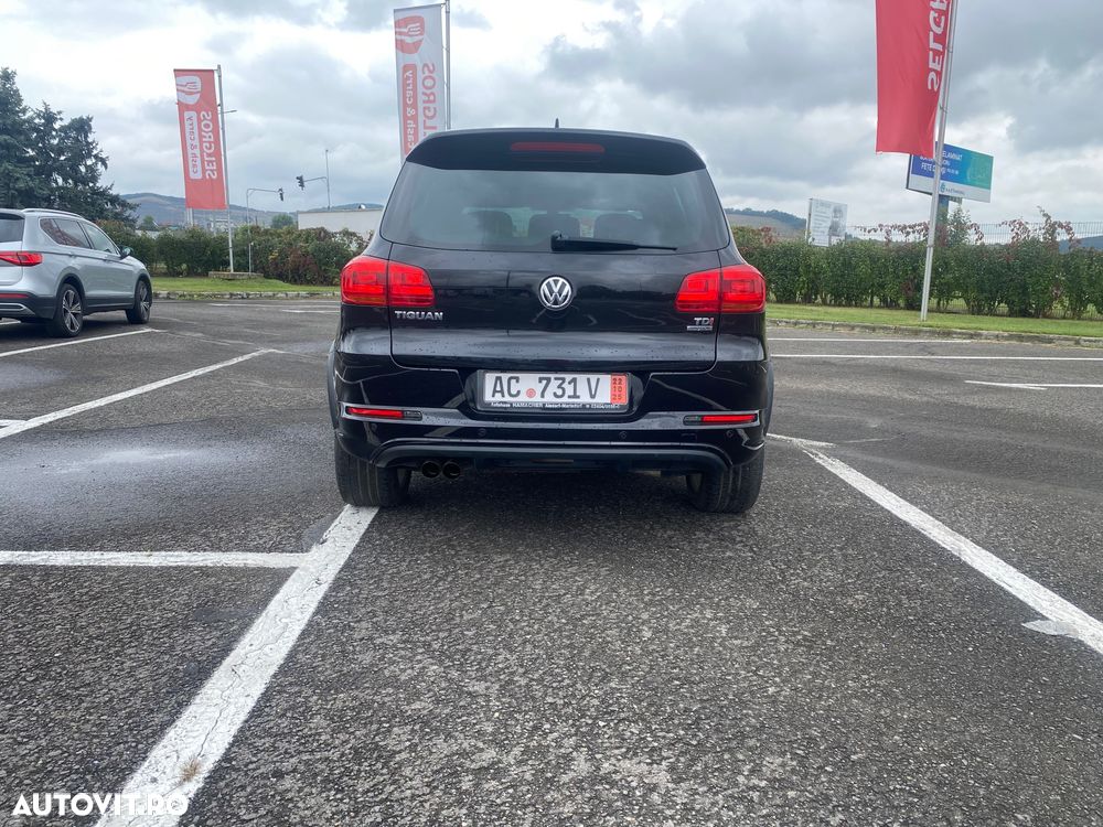 Volkswagen Tiguan - 9