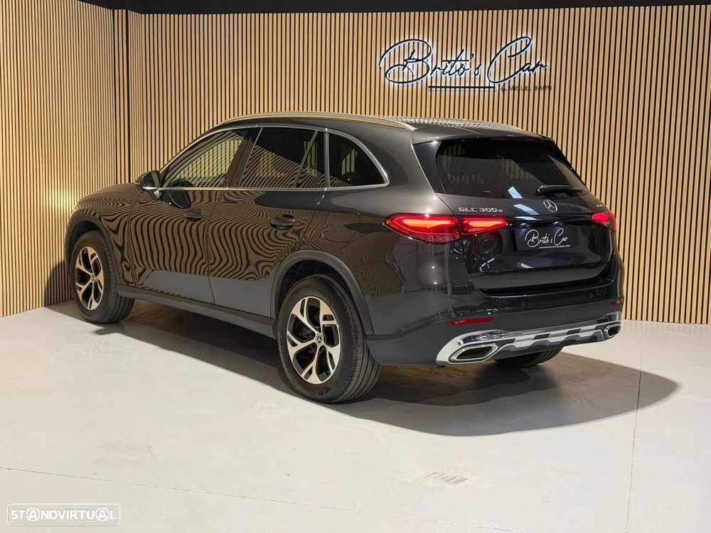 Mercedes-Benz GLC 300 e 4Matic - 4
