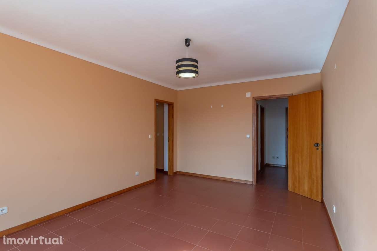 T3 com 2 casas de banho - Algueirão - Grande imagem: 2/30