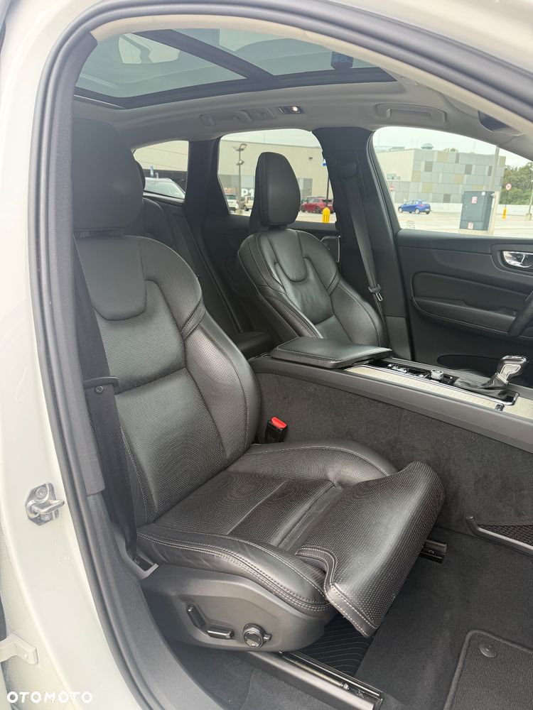 Volvo XC 60 B4 D Geartronic Inscription - 35