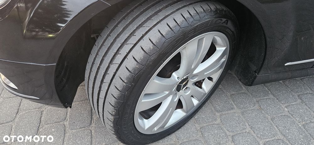 Mercedes-Benz Klasa C 180 BlueEFFICIENCY Avantgarde - 39