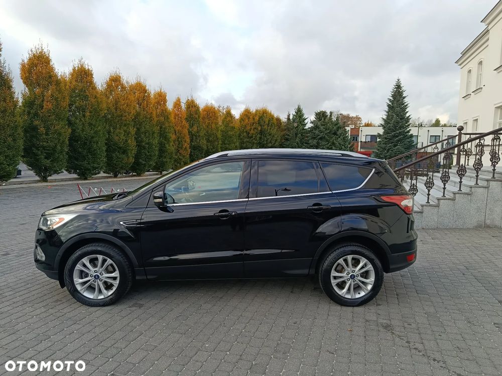Ford Kuga - 8