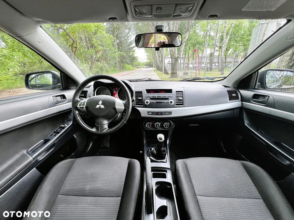 Mitsubishi Lancer - 5