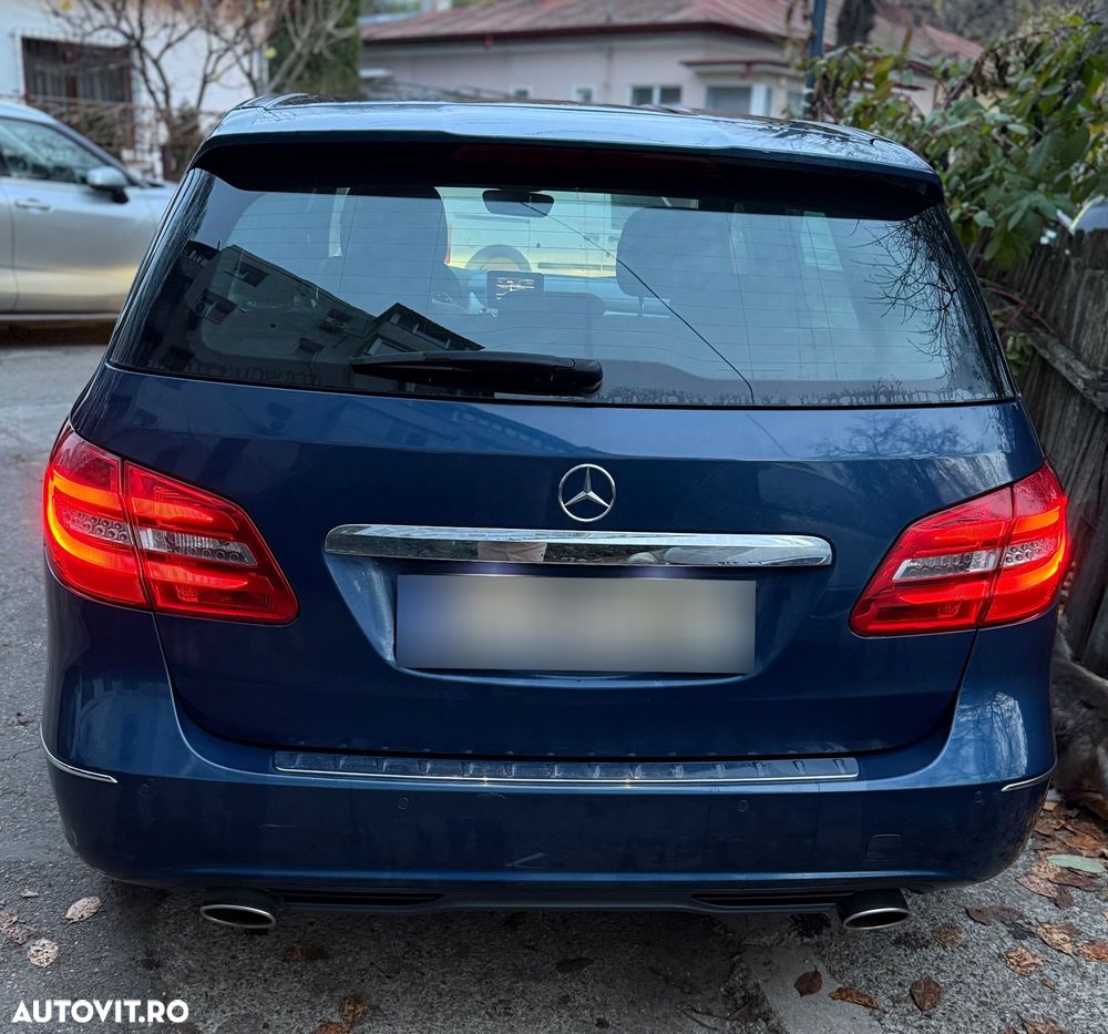 Mercedes-Benz B 200 CDI BlueEfficiency 7G-DCT - 2