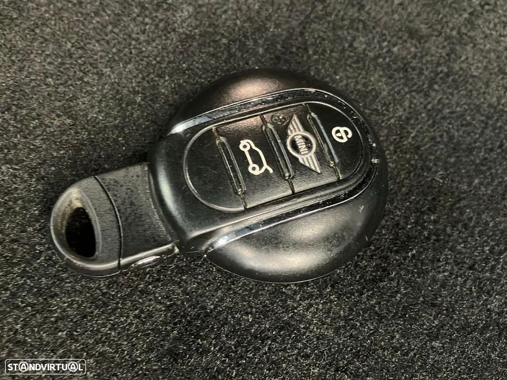 MINI 3 Portas One D - 18