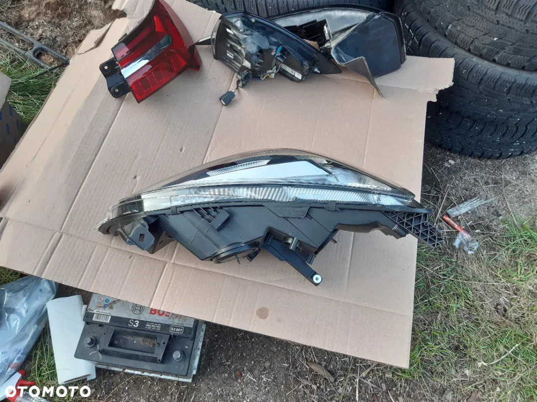 lampa przednia prawa Opel Astra J GTC Zwykła 39027952 Reflektor prawy przód Opel Astra IV J GTC - 4