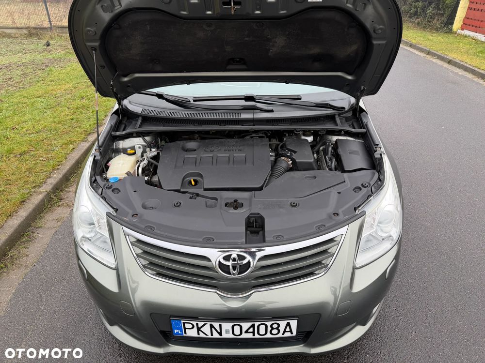 Toyota Avensis 1.8 Executive - 12