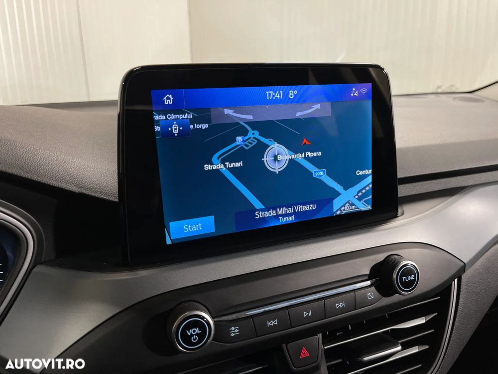 Ford Focus 1.5 EcoBlue Start-Stopp-System Aut. TITANIUM - 15