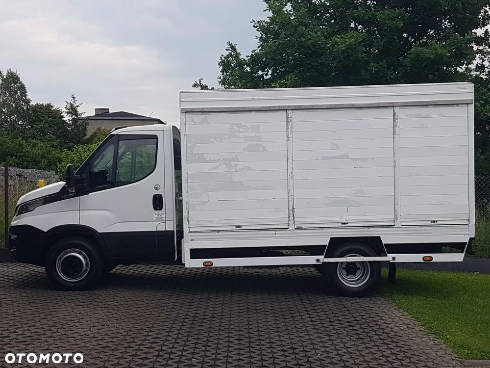 Iveco 70C18 KONTENER ROLETY BOK DO TRANSPORTU WODY 3,66x2,21x1,86 KLIMA DMC 7 TON RAMA DO ZABUDOWY - 11