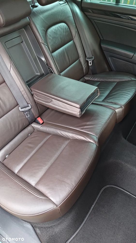 Skoda Superb 2.0 TDI L&K DSG - 30