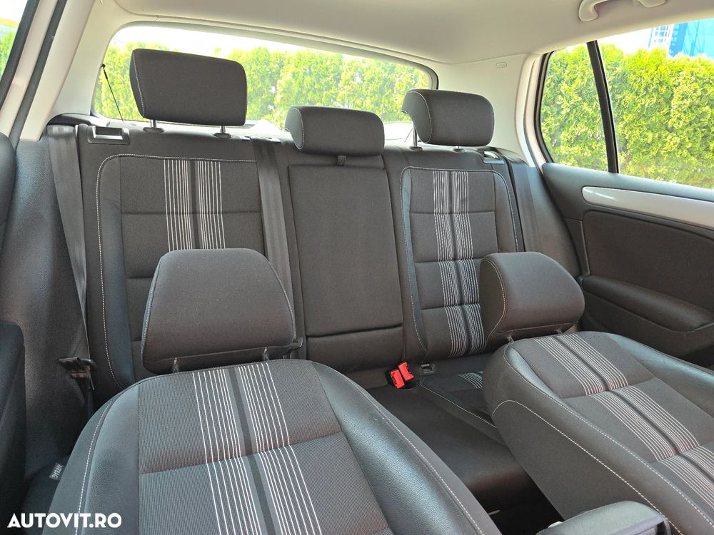 Volkswagen Golf 1.4 TSI MATCH - 11