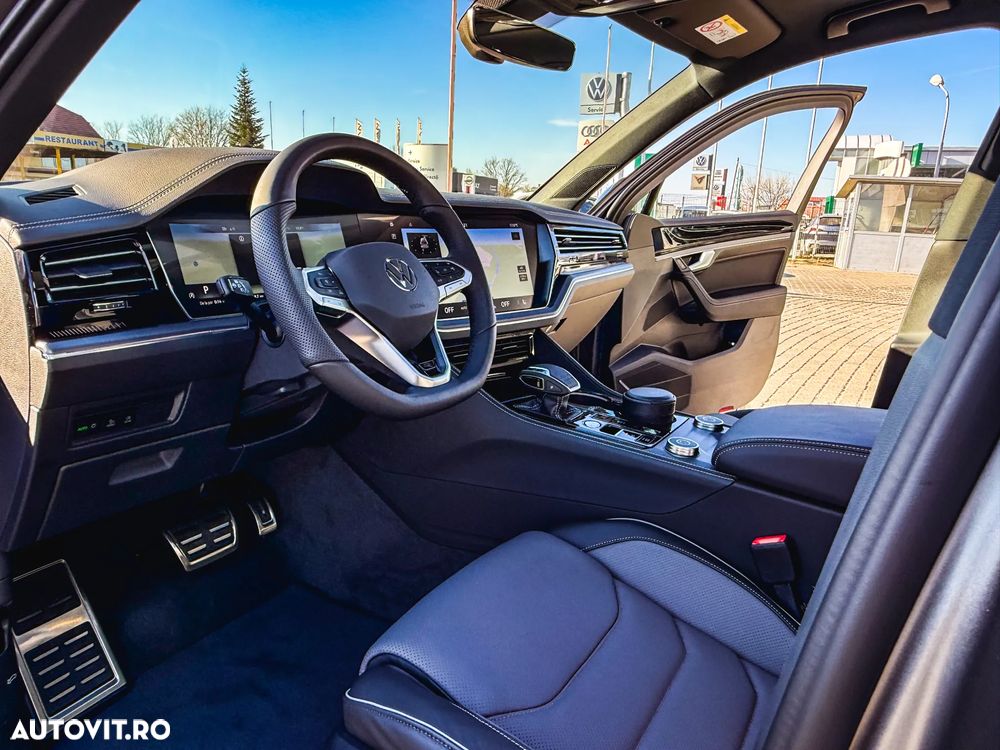 Volkswagen Touareg V6 TDI 4MOTION R-Line - 10