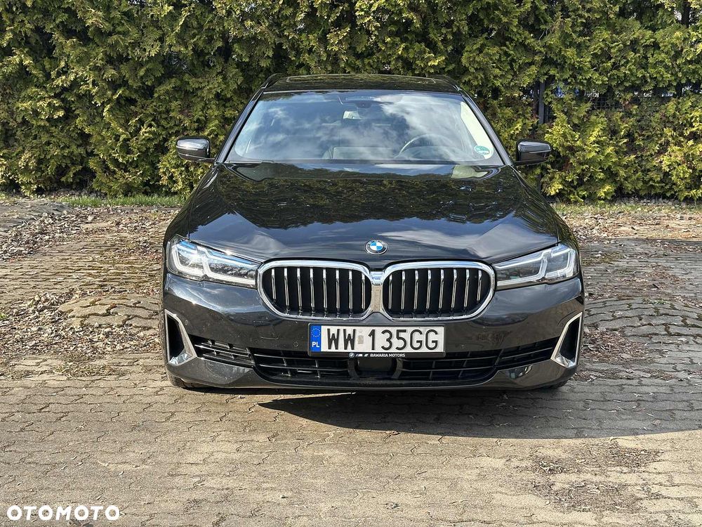 BMW Seria 5 540d xDrive Luxury Line - 3