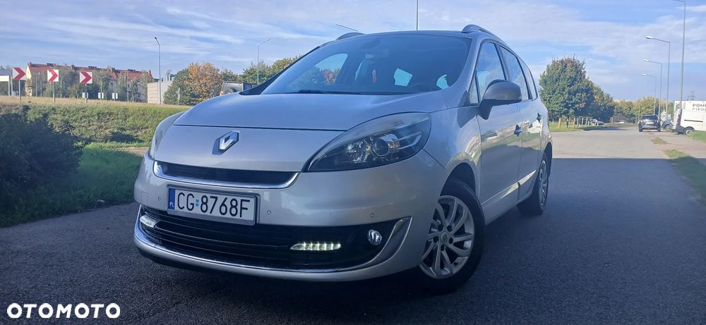 Renault Scenic - 1