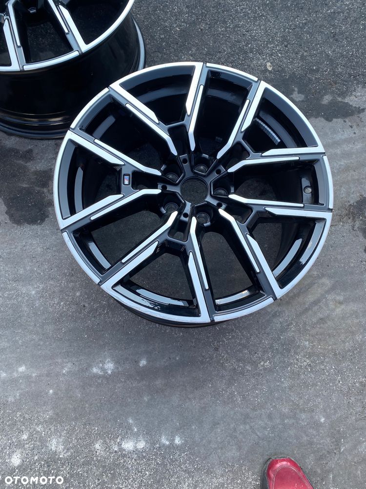 BMW IV 4 i4 G26 M pakiet M-pakiet 4 G22 G23 G24 ORYGINALNA ! felga aluminiowa 19 cali.   8.5 J x 19  8.5Jx19  5x112 5 x 112  ET35 is 35 8 1/2 J x 19  8747304 CMS 1255-4  5A504D7 BLA  032616 - 5