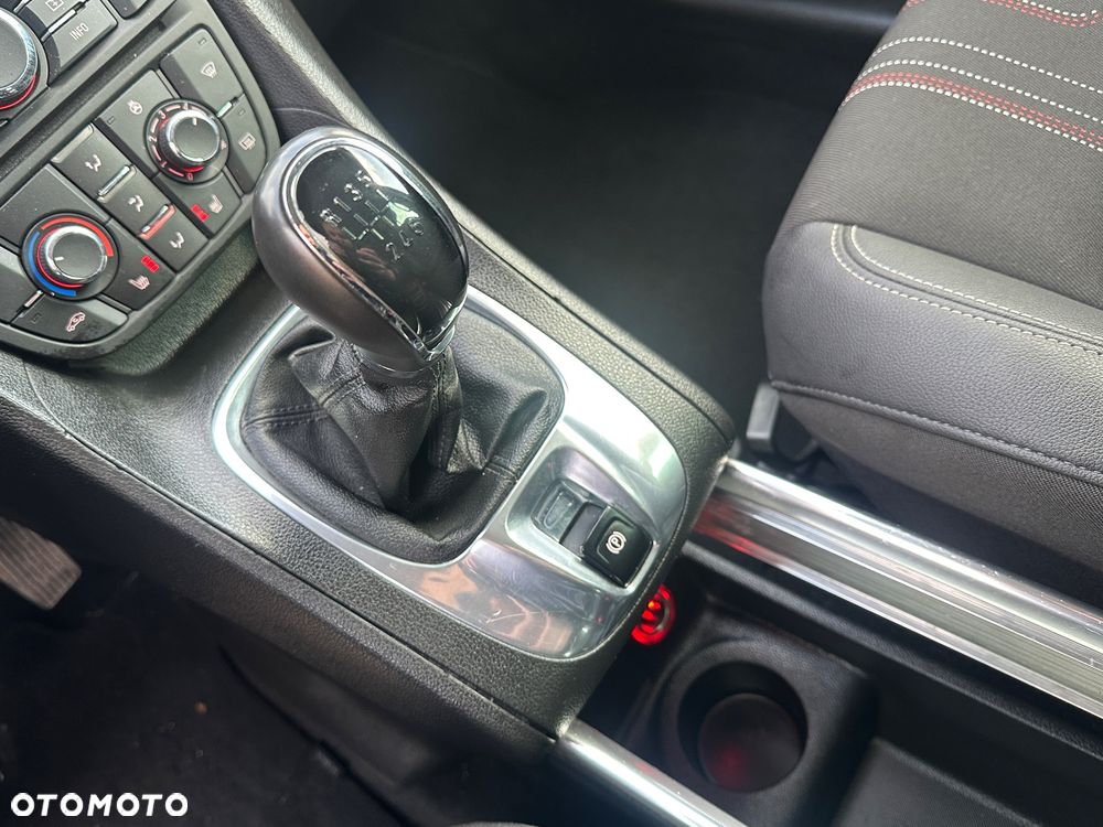 Opel Meriva 1.4 Innovation - 27