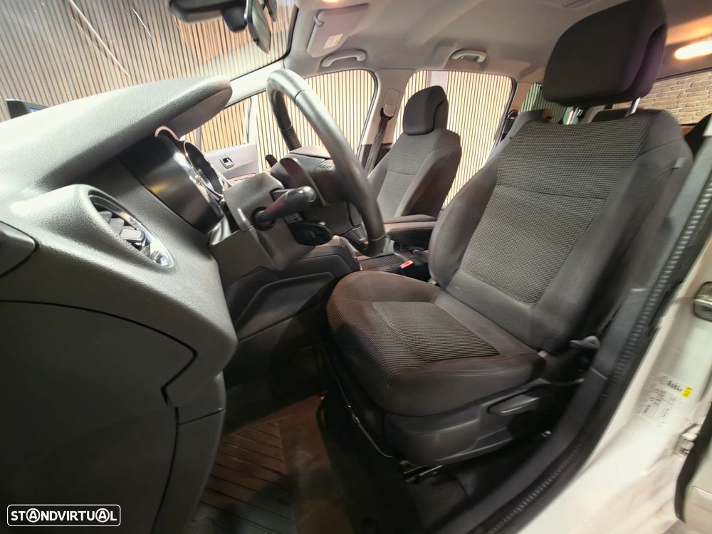 Peugeot 5008 e-HDI 115 ETG6 Stop&Start Active - 24
