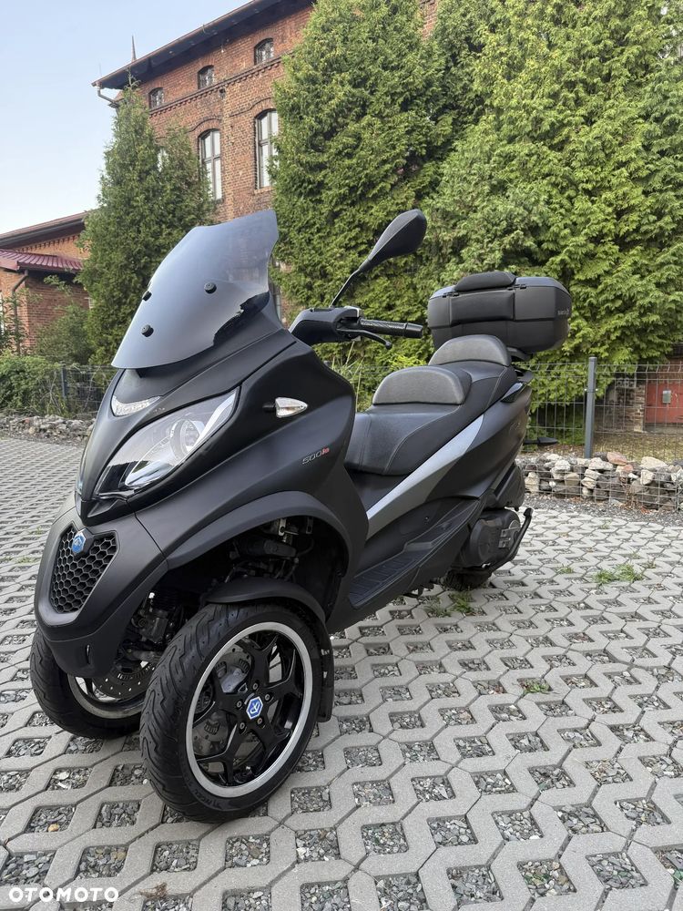Piaggio MP-3 - 1