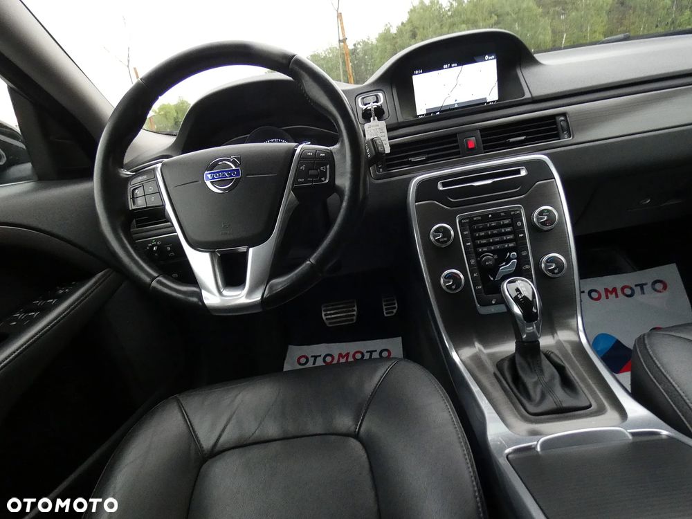 Volvo XC 70 D4 Geartronic Summum - 4