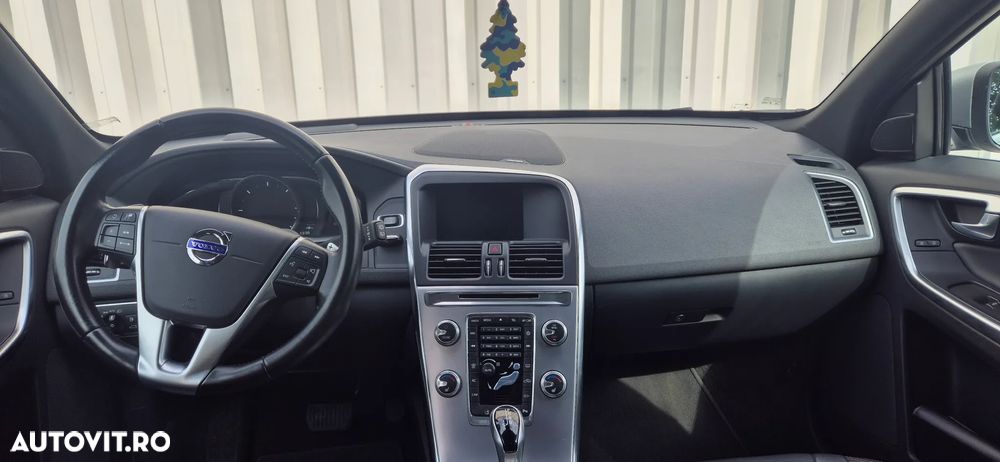 Volvo XC 60 D4 Geartronic Inscription - 4