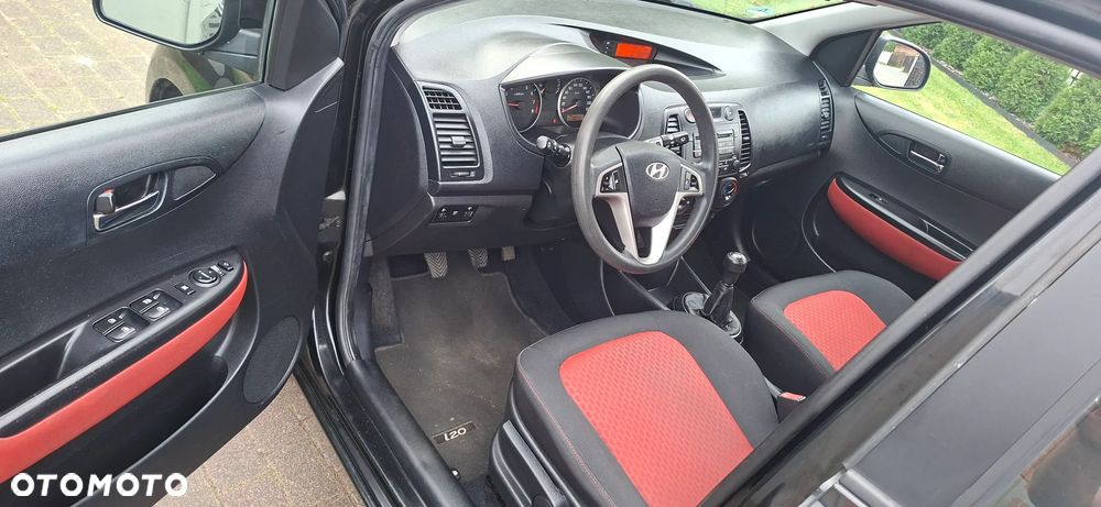Hyundai i20 - 30