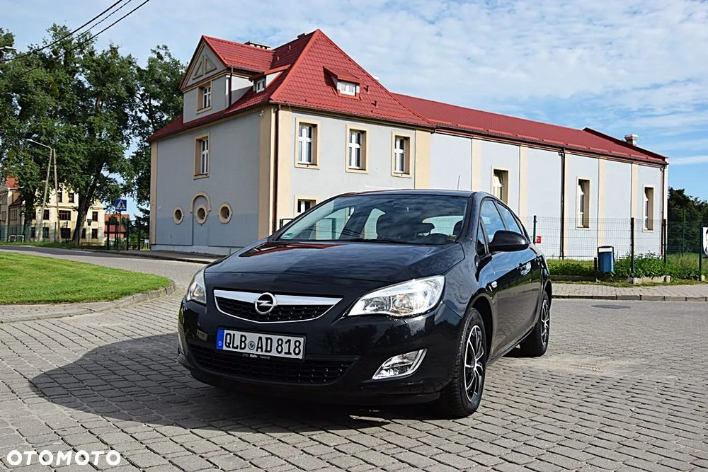 Opel Astra 1.4 ecoFLEX - 2