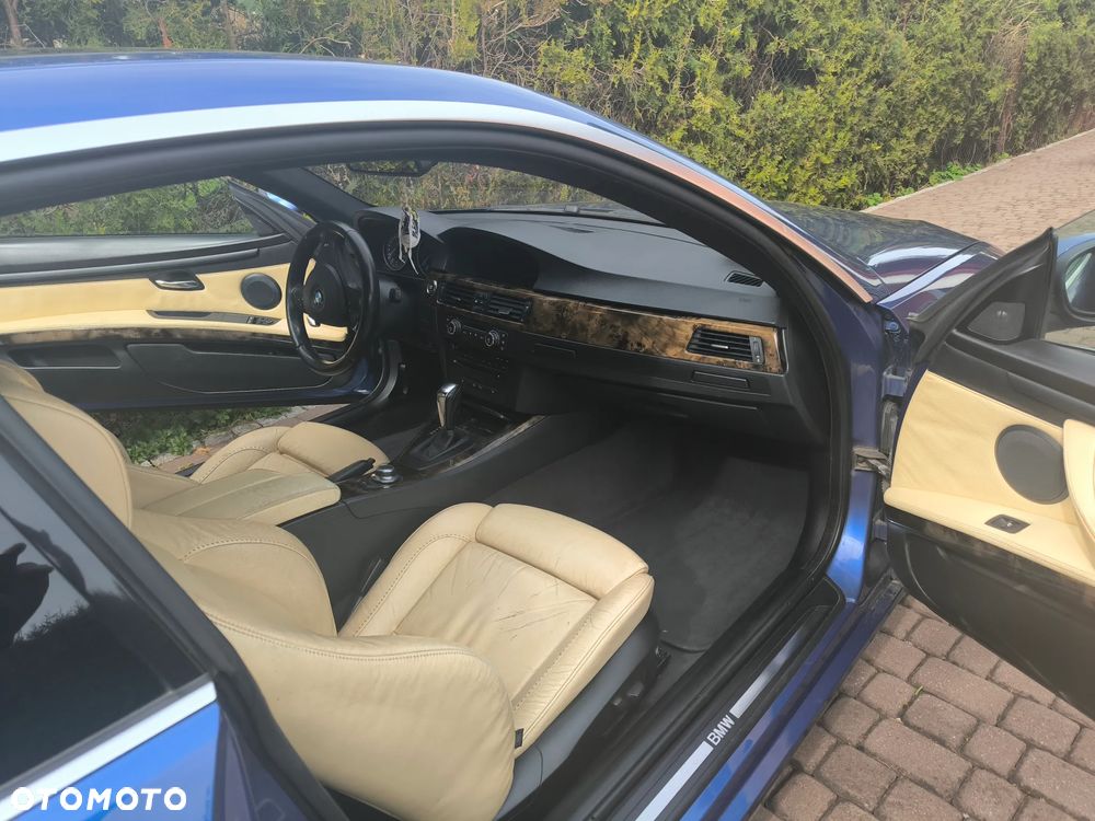 BMW Seria 3 335i xDrive Edition Exclusive - 6