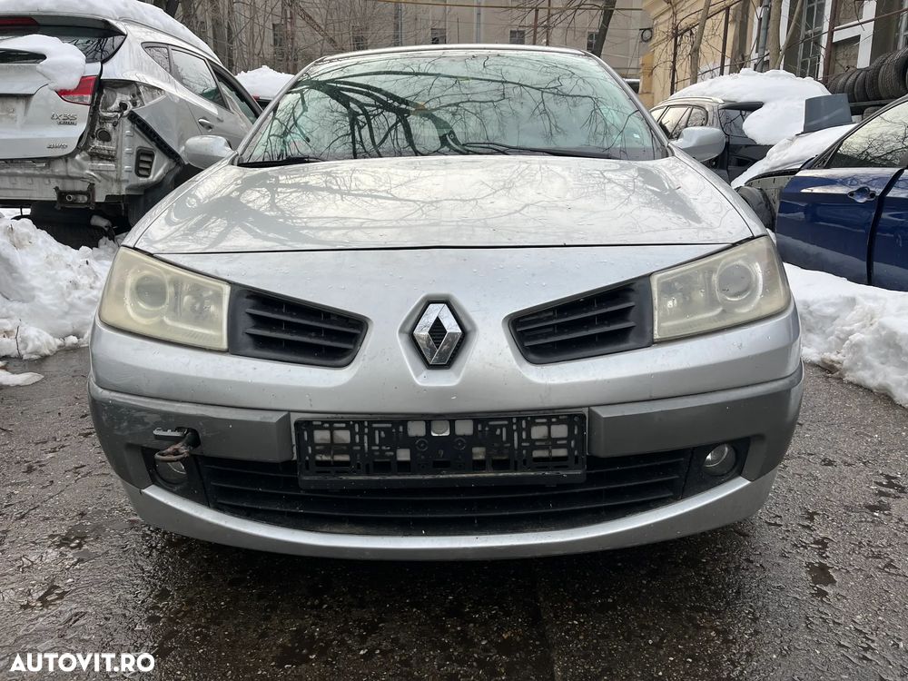 Dezmembrez Renault Megane II facelift gri argintiu 1,6 16v 2007 - 3