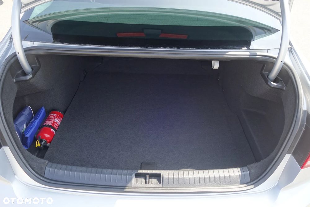Volkswagen Passat ver-2-0-tdi-evo-business - 12