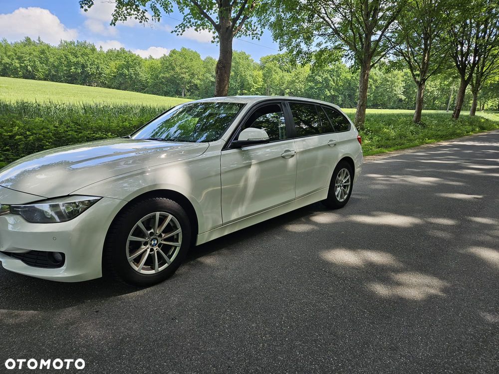 BMW Seria 3 - 17