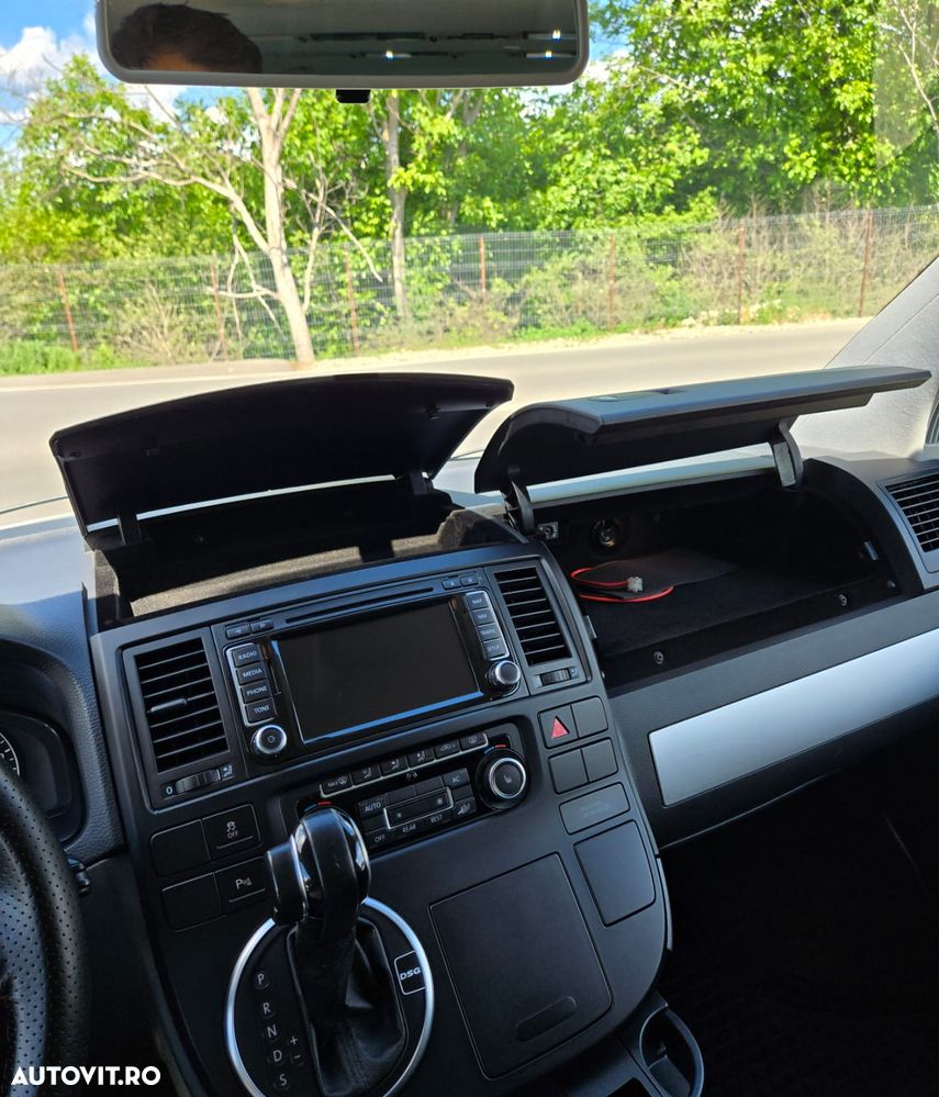 Volkswagen Multivan - 15